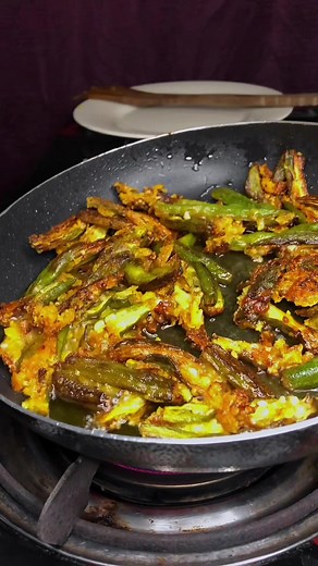 Deep fried okra. This is the first time I tried an okra recipe. . . #kenyanrecipes #okra #kenyanfood🇰🇪🇰