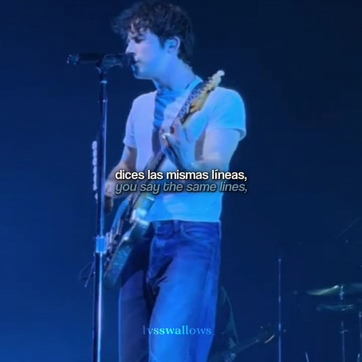 ‘Uncomfortable’ - Wallows || #lvsswallows_ #lvssmusic_ #lyrics_songs #musica #fypp #fypシ゚ #fyp #traduccion #wallows #wallowsmusic #dylanminnette #virał #fypシ゚viral🖤tiktok #wallowsconcert #uncomfortable #wallowstour #model
