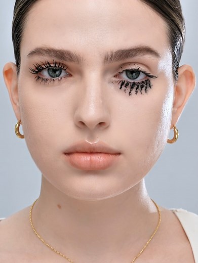 1.5M views · 12K reactions | POV: your lashes fall right off  Our Lashlighter Tubing Mascara gives you flake-free length with Flake-Off Tubing Tech 彩 Nourishing peptides + collagen care for your lashes while warm water takes it all off  Find it now at SHEGLAM.com ️ Featuring: SHEGLAM Lashlighter Infinite Tubing Mascara ID:177032638 #prettymakeup #makeup #SHEGLAMeyeson #SHEGLAMlashlighter #SHEGLAMmascara #SHEGLAMTubing | SHEGLAM | Facebook