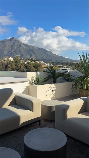 Marbella looks very different once you stop visiting and start living here. That’s usually the part our clients don’t expect… and end up loving most. 🌴 #marbellarealestate #lifeinmarbella #realestateagent #costadelsol #smartmovemarbella | Smartmove Marbella