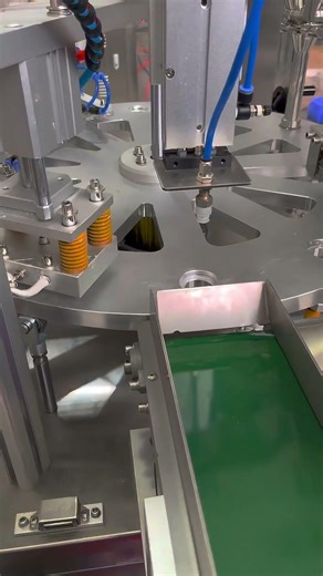 🚀 High-Speed Coffee Capsule Filling Machine in Action!