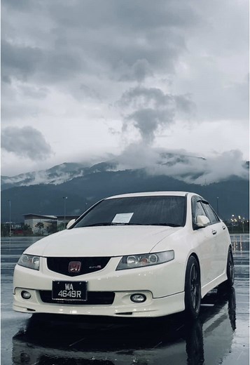 Honda Accord CL7 Euro R: A JDM Enthusiast's Dream