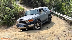 8.6K views · 78 reactions | Off-road Challenge between Toyota FJ Cruiser VS Jeep Wrangler Rubicon #Toyota #FJCruiser #GSJ15 #Jeep #Wrangler #Rubicon #VVTI #V6 #turbo #turbocharged #SUV #ATV #AWD #4WD #4X4 #Hill #mountain #mud #rock #luxury #LuxurySUV #Desert #sand #Water #offroad #offroading #4X4offroad #4X4offroading #comparison | World Best Cars | Facebook
