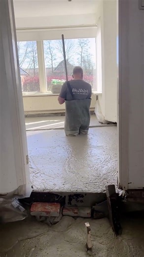 Floor Raising with EPS Foam Concrete – Pouring Process