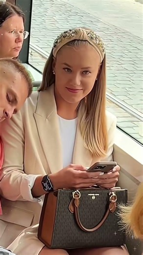 "Sometimes it takes only one act of kindness and caring Ty tochange a person's life."#virał #fyp