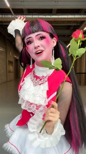 Before VS After reVAMPing my Draculaura Cosplay from Monster High! #draculaura #monsterhigh #cosplay