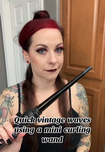 Create Stunning Vintage Waves with Curling Wand