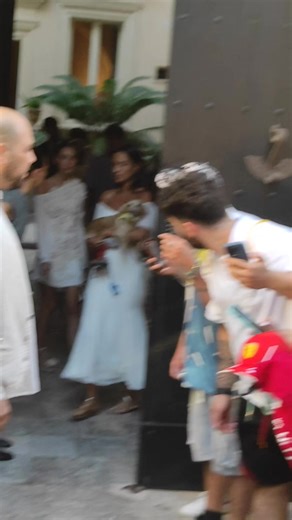 Alexandra Saint Mleux: Un Éditeur de Style Éblouissant