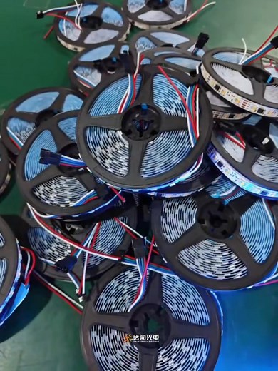 12V RGBW strip lights with factory directly price #rgb #rgbw #StripLights #LightBelt #Madrix #MadrixLights #ChinaFactory | Dawenled | Facebook