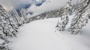 Over 260cm (100 inches) of snowfall and counting! ❄️ Mother Nature is delivering the goods, and this season is shaping up to be legendary. Watch the November 16 flyover and see what awaits—November 30 can’t come fast enough! ❄️🔥 | Revelstoke Mountain Resort