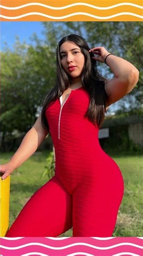 🔥 Meet Den Ramirez | Top Curvy Fashion Model | #networth #fashioninfluencer #curvymodel #shorts