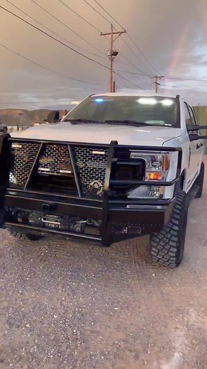 #TexasRescuePatrol got a new rescue truck.#915 #Ford #F250 #Powerstroke #ElPaso #RedSands #Feniex #SunCity #Motorola #EMT #EMS #Fire