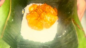 58K views · 1.3K reactions | Binalot sa Dahon ng Saging Meals Ingredients: 2 tbsp cooking oil 50 gram ginger 1 tbsp minced garlic 1/2 white onion or 1 whole if it is small 1 tsp annatto powder 500g chicken Salt & pepper 2 tbsp soy sauce 1/2 cup water 1/4 cup white vinegar Banana leaves Rice Salt | Yudelmo's Kitchen | Facebook