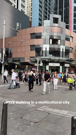 Exploring Sydney: A Walk Through a Multicultural City