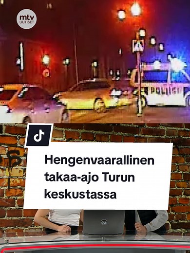 Turun keskustassa tapahtunut hurja takaa-ajo tallentui usealle videolle, jotka paljastavat rattijuopon piittaamattoman ja hengenvaarallisen kaahailun. BMW-merkkisellä farmariautolla liikkeellä ollut mies pakeni poliisia noin 60 kilometriä helmikuussa 2023. Karkumatka päättyi lopulta Turun keskustaan. Autossa olleet kolme miestä olivat suuntaamassa ruotsinlaivalle, kun takaa-ajo sai alkunsa. Videot näyttävät, kuinka kuljettaja kiihdyttää BMW:n Rauman valtatiellä jopa 200 kilometrin tuntivauhtiin 