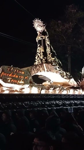 Virgen de Soledad de Escuela de Cristo, frente a ermita de Santa Lucía Antigua Guatemala