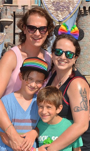 I came out to my wife as trans after 10 years 🏳️‍⚧️