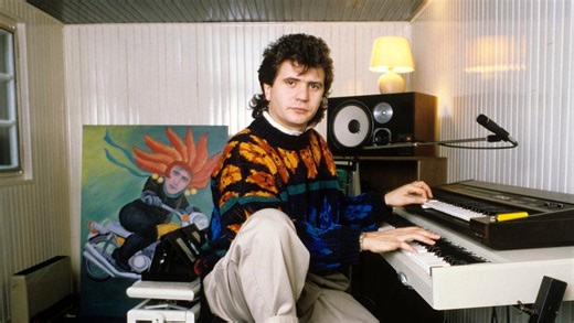 Après les premiers succès, Daniel Balavoine a investi dans une maison avec studio de musique située dans la plus grande ville écologiste d’Île-de-France