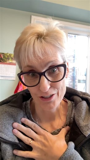 My superpower? Turning thread into fabric that feels like magic #weaving #handcraft #creative