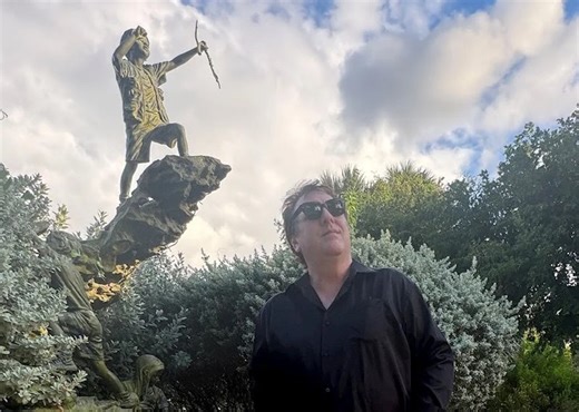 Paris Music Corp. Explores Light And Dark On New Tracks "Midnight Pad" And "Sun Halos" - That Eric Alper