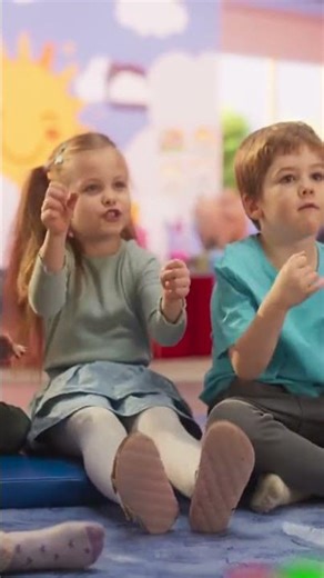 Visual Guide to ASL for Literacy Enhancement