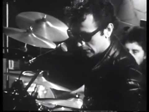 Stranglers.. Hanging Around live in studio in black and white