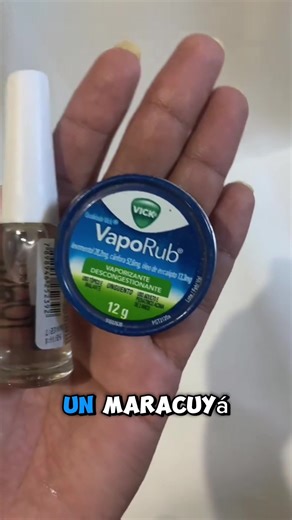 ¿Tu cara parece una maracuyá llena de arrugas? 😱 Prueba esta mezcla natural de 2 ingredientes y deja tu piel lisa y sin imperfecciones; dime en los comentarios del 1 al 10 cuánto vale este secreto 👇 #BellezaNatural #CuidadoDeLaPiel #AntiArrugas #PielPerfecta #RemediosNaturales 💆‍♀️✨