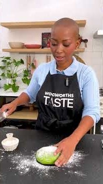 Onezwa’s spinach lasagne recipe | Woolworths TASTE