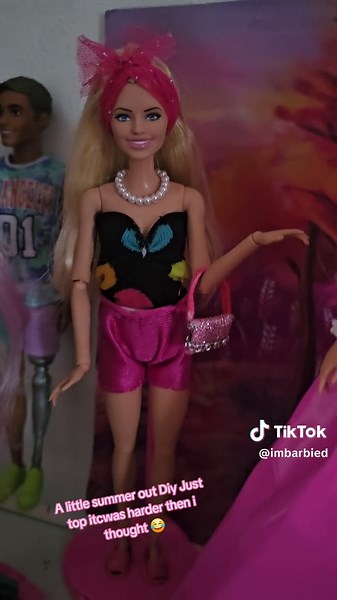 hehe this sock got to my nervs but made a cute summer topv🩷🎀 #barbie #barbiediy #dollclothing