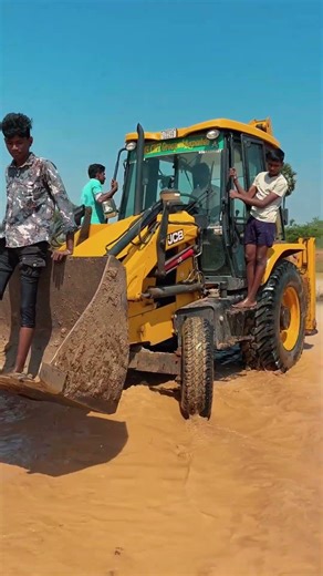 Jcb 3dx backhoe loader #shorts #trending #tractor #jcb