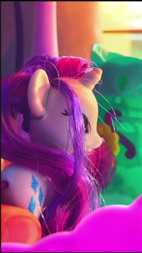 🎀`. omd HI GUYS 😚!! i’ve been so inactive , but i js realized we hit 2.7k followers. what the fart. ilysm ty for all the support 💕 i’ll try to be more active 😪 ~ 🌈⚡️ #mlp #mylittlepony #mylittleponyfriendshipismagic #fyp #blowthisup