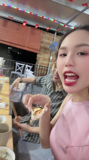 Đi ăn hàu nướng phô mai ngon tuyệt
