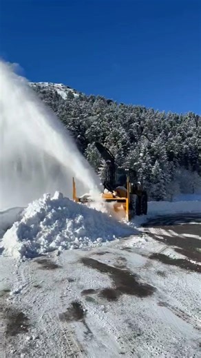Powerful Snow Blowers & Removal Machines | Extremely Fast Snow Plowing
