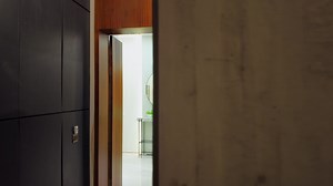 Experience unparalleled luxury and sophisticated living, where every detail is meticulously curated for the lifestyle you deserve. Embrace the fusion of aesthetic harmony and contemporary design, expertly crafted by Concord Interior Decor Ltd to bring your dream home to life. 𝐓𝐨 𝐛𝐨𝐨𝐤 𝐚𝐩𝐩𝐨𝐢𝐧𝐭𝐦𝐞𝐧𝐭 𝐜𝐚𝐥𝐥: 𝟎𝟏𝟗𝟔𝟗-𝟗𝟏𝟎𝟏𝟎𝟏 #InteriorDesign #ResidentialDecor #Architecture #Concord #CAIDL | Concord Architects & Interior Decor Ltd