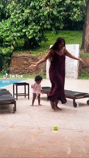 A Música da Chuva com IZA: Emoções e Memórias