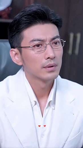 Understanding the Relationship Between Yulong and Yang Meimei