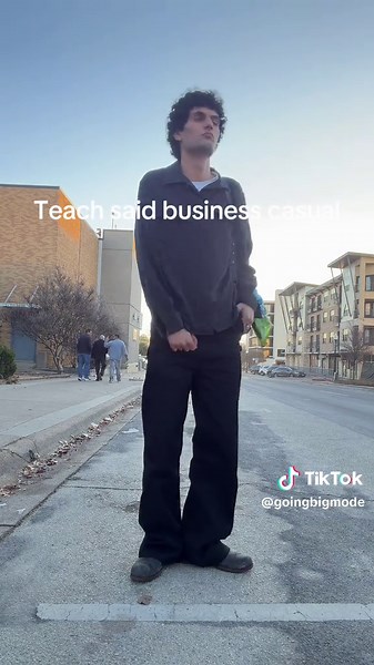 Understanding Business Casual Attire for Professionals