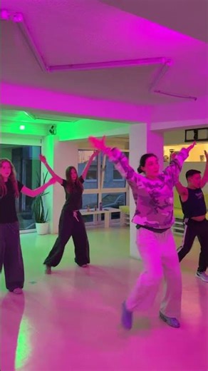 Jazz Funk Beginner with Maria — Wednesday 8PM
