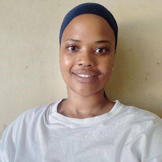 Lungile M., English tutor with over 2 years experience teaching english online. Love helping my students reach their full potential, I make learning English comfortable and worth learning when I teacher my students I use the best techniques for my students. | Learn with English Tutors