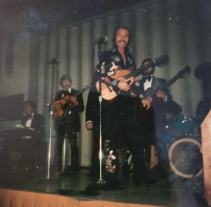Apr 15, 1980: marty robbins at Milaca High School Auditorium Milaca, Minnesota, United States | Concert Archives