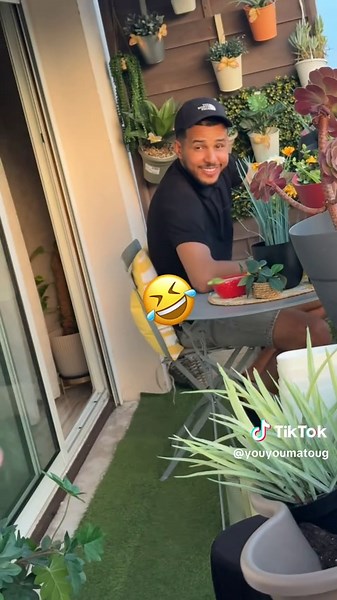 Vidéos de Youyou🌷🌷 (@youyoumatoug) avec ننشد عالزين cheb slim - cheb slim