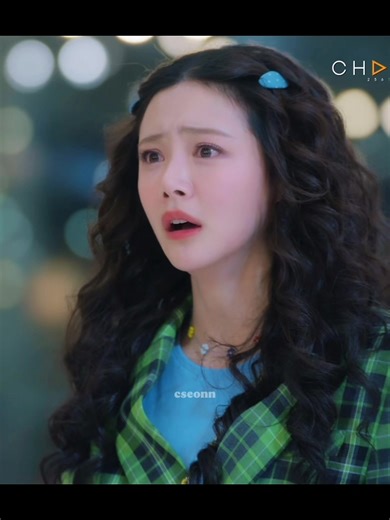 K’Win Làm Ngừng Khóc, Chuyển Sang Cười Ngay Lập Tức!