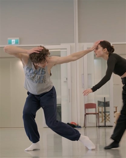 Prism is almost here! 🩵 Experience the world premiere of Resident Choreographer Stephanie Lake's Seven Days, accompanied by the iconic score of J.S. Bach's Goldberg Variations reimagined by Peter Brikmanis. See it alongside Jerome Robbin's Glass Pieces and William Forsythe's Blake Works V (The Barre Project), at Melbourne's Regent Theatre from 25 September – 4 October 2025. This triple bill is unmissable: https://bit.ly/S25Prism Artists of The Australian Ballet | The Australian Ballet
