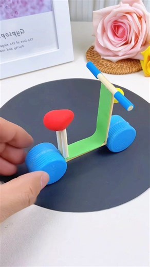 Easy DIY Toy Car for Kids 🚗 Learn how to make a toy car that even beginners can complete easily! It’s a fun and simple craft activity to enjoy with your child while boosting creativity and hands-on skills. Try making this cute toy car together at home! #ParentChildCrafts #KidsCreativeCrafts #DIYCrafts #HomemadeToys #FunWithKids #CreativeKids #EasyCrafts #KindergartenCrafts #HandmadeToys #FamilyCraftTime 🚗✨ | Learn With Ananya