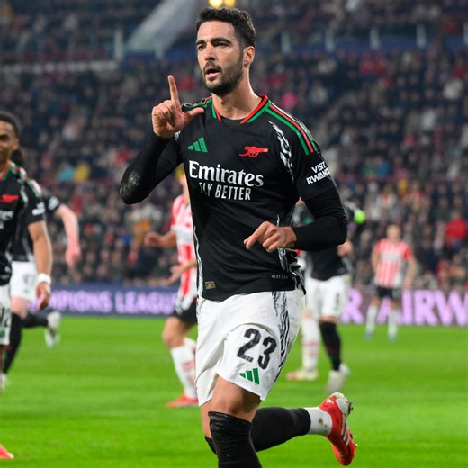 Mikel makes it three with a cool finish 🥶 | Arsenal