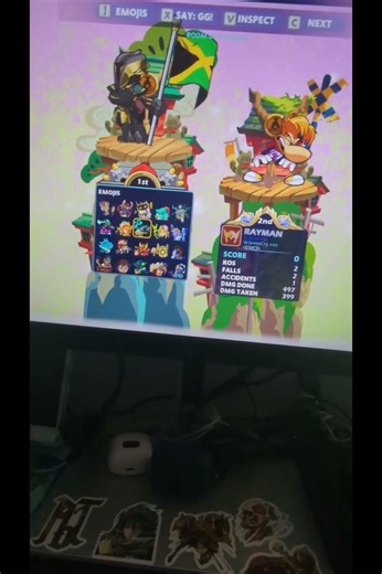 Bro Glitching 😭🤣😭😭. Broke the game too lol #gaming #brawl #brawlhalla #brawlhallamemes