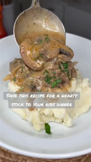 Delicious Meatball Stroganoff Recipe for Hearty Dinner