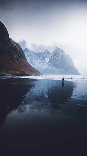 Exploring the Stunning Black Sand Beaches of Norway