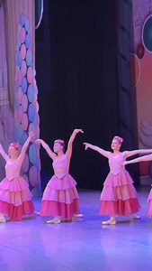 Tomorrow is our FINAL performance of George Balanchine’s The Nutcracker®✨🌸💧 📍 @thebjcc Concert Hall at 1:30 pm (with Santa!!🎅🏻) 🎟️ Don’t miss this sparkling holiday classic: alabamaballet.org | Alabama Ballet