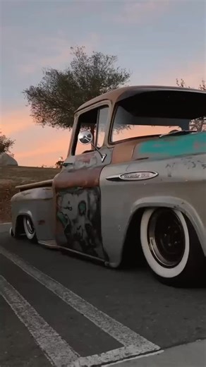 This build is nuts just wait till you see the interior This beauty is running front Ridetech HQ Shockwave with ridetech ridepro E5. - @duranbrosracing #ridetechnation #ridetechequipped #ridetech #ridetechsuspension | Ridetech